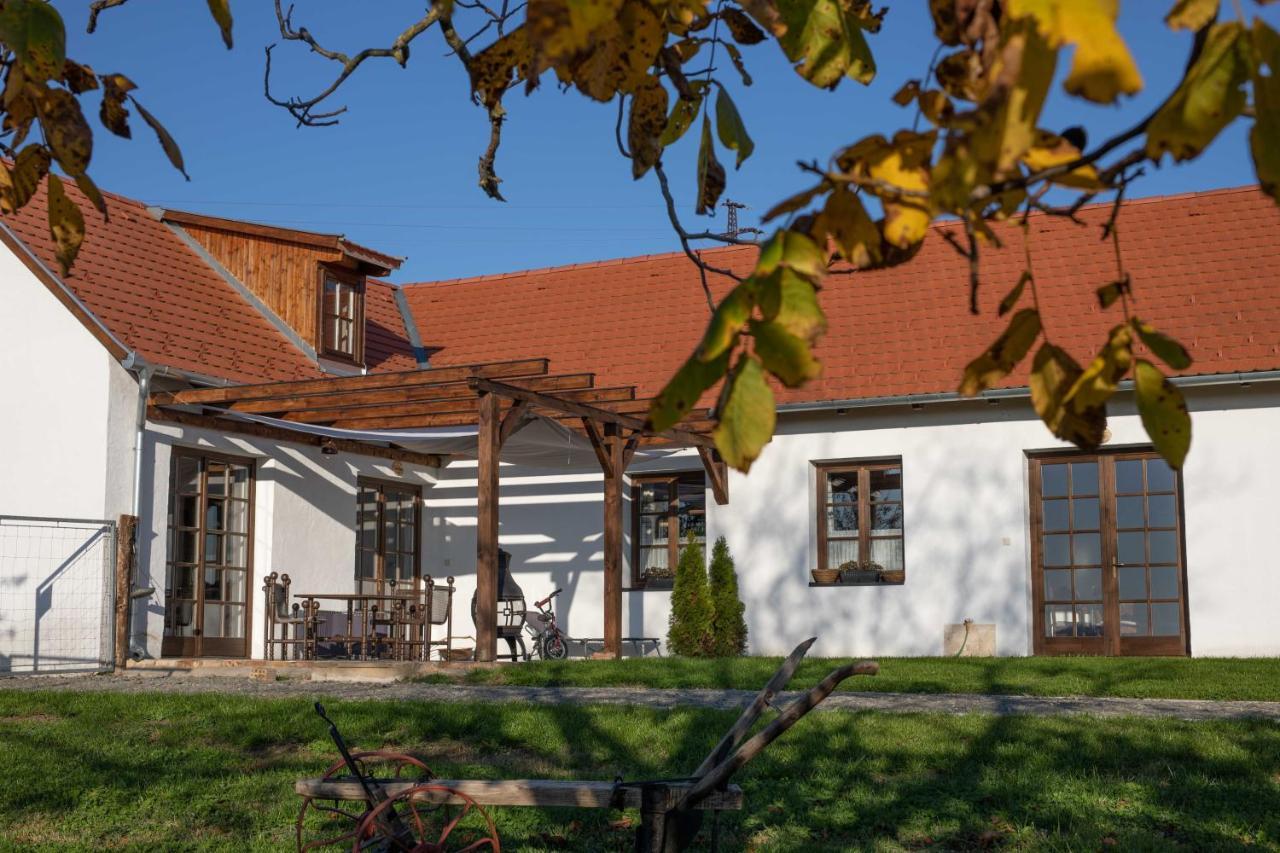 Kishosszúrét Vendégház Pecsvarad Exterior foto