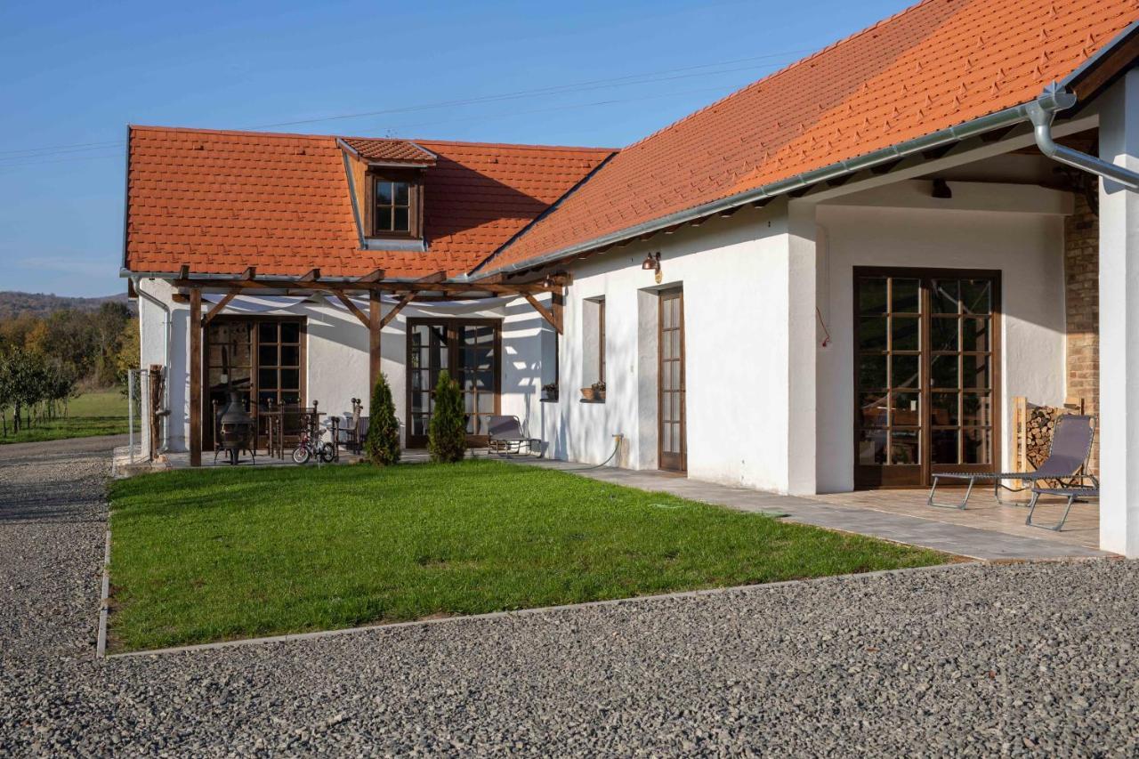 Kishosszúrét Vendégház Pecsvarad Exterior foto