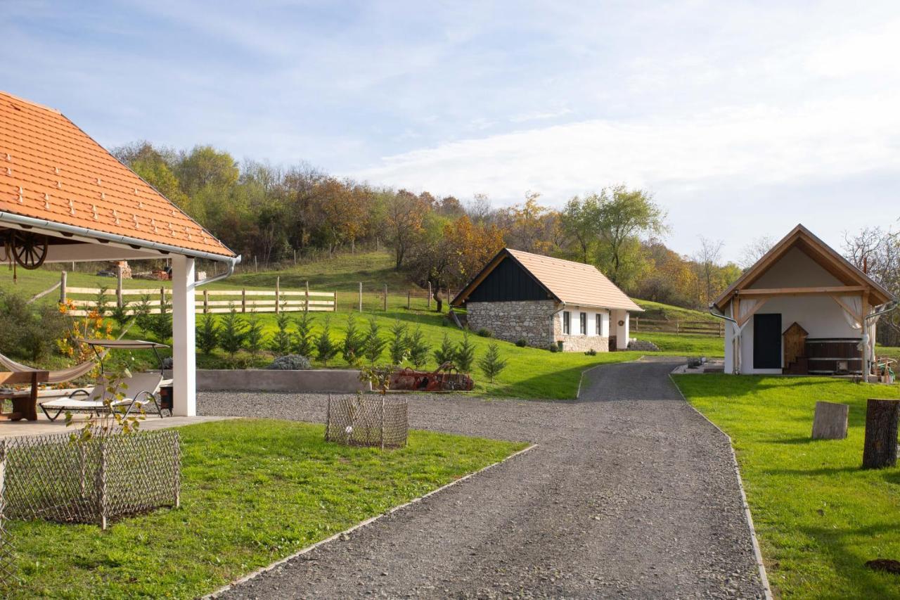 Kishosszúrét Vendégház Pecsvarad Exterior foto