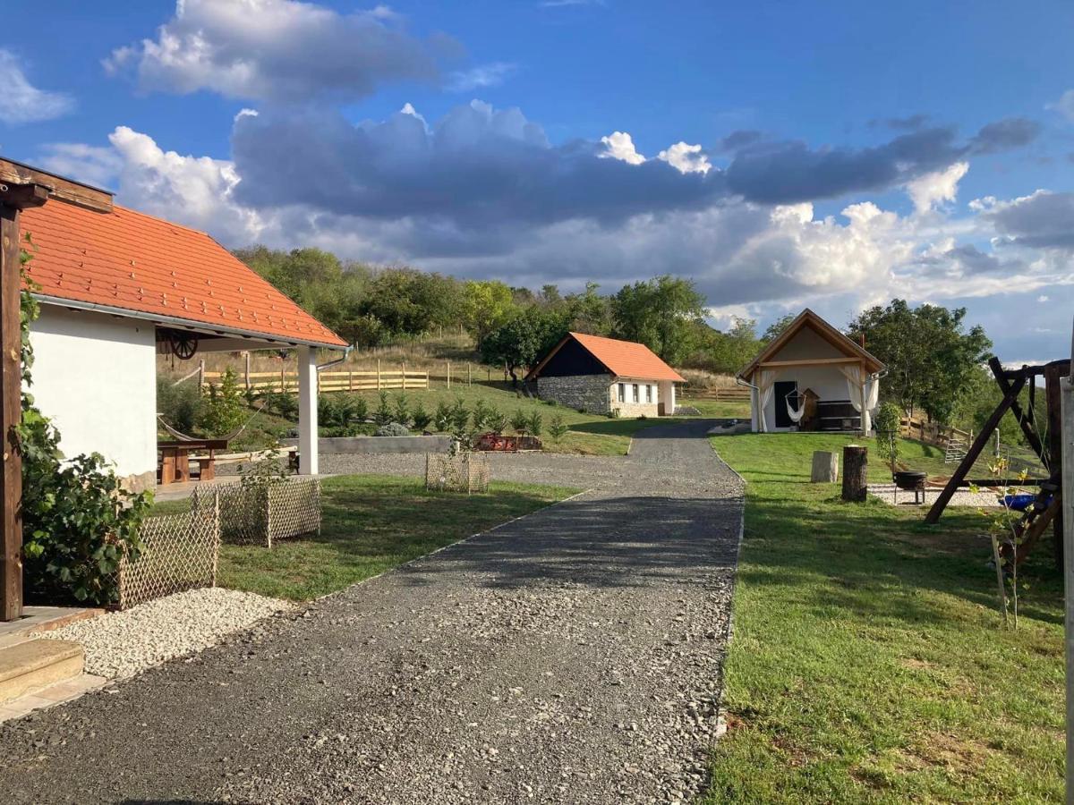 Kishosszúrét Vendégház Pecsvarad Exterior foto