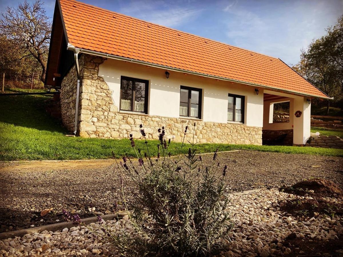 Kishosszúrét Vendégház Pecsvarad Exterior foto