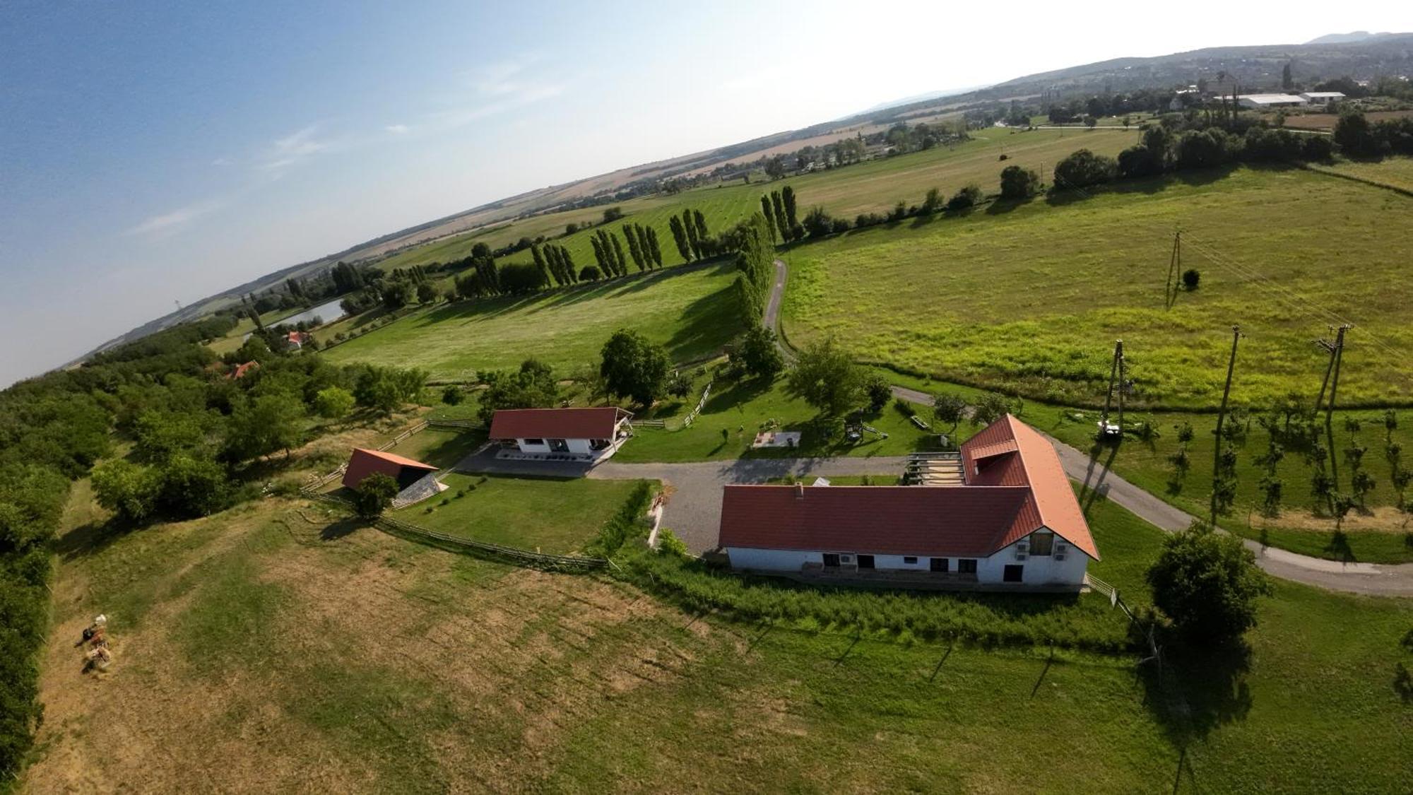 Kishosszúrét Vendégház Pecsvarad Exterior foto